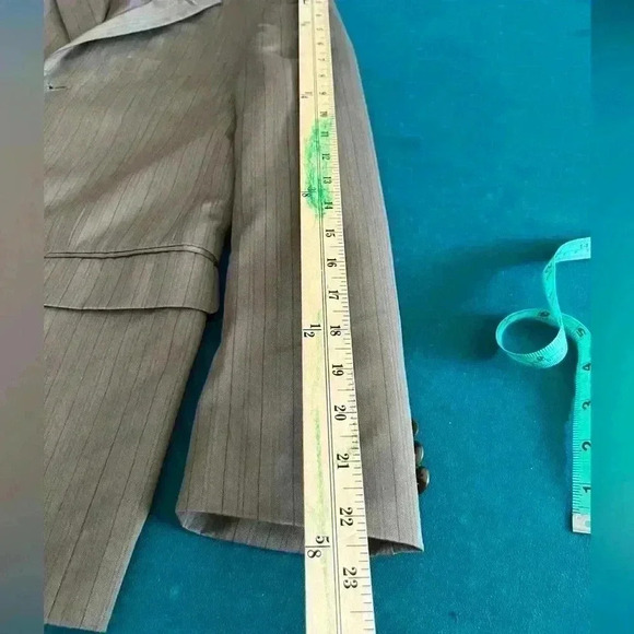 Michael Michael Kors brownish Gray‎ 2 piece Suit size 16R NWOT saddle pinstriped - Picture 12 of 14